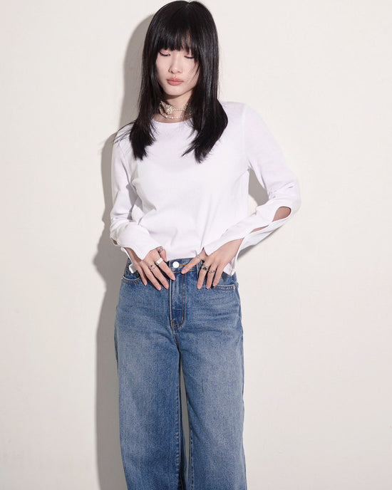 aalis SELA chain keyhole L/S top (White)