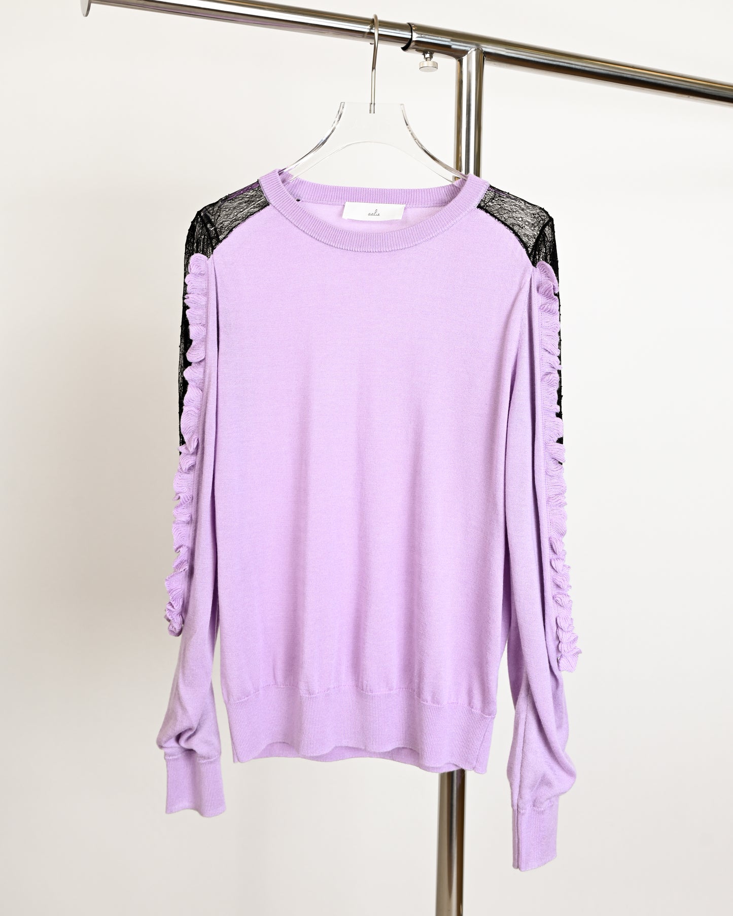 aalis VINKA single lace sleeve detail knit pullover (Lilac)