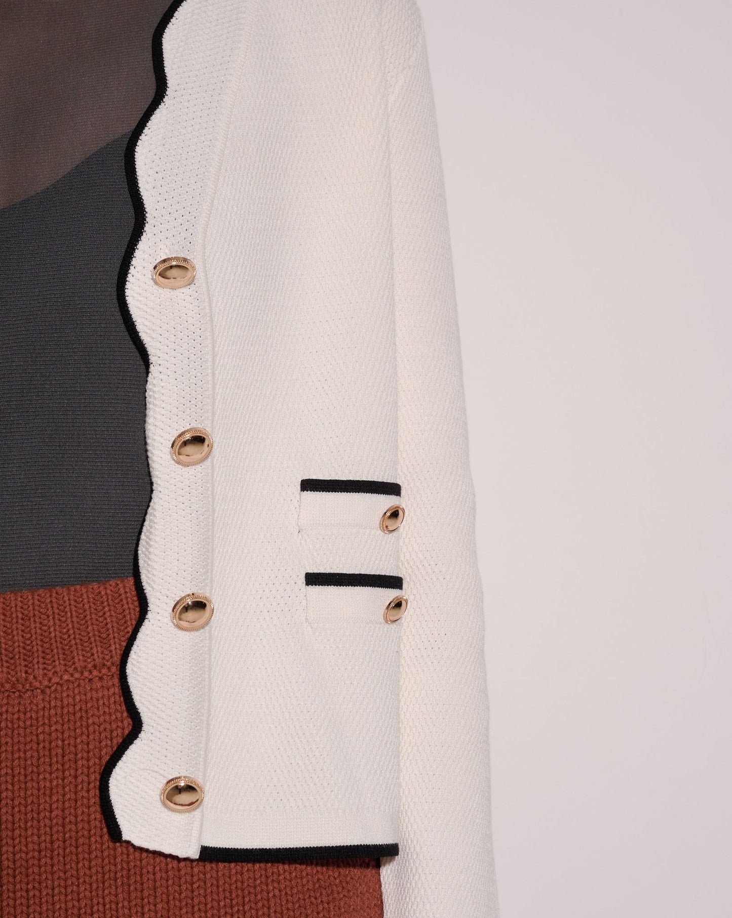 aalis MAG scallop edge color blocking cardigan (White mix)