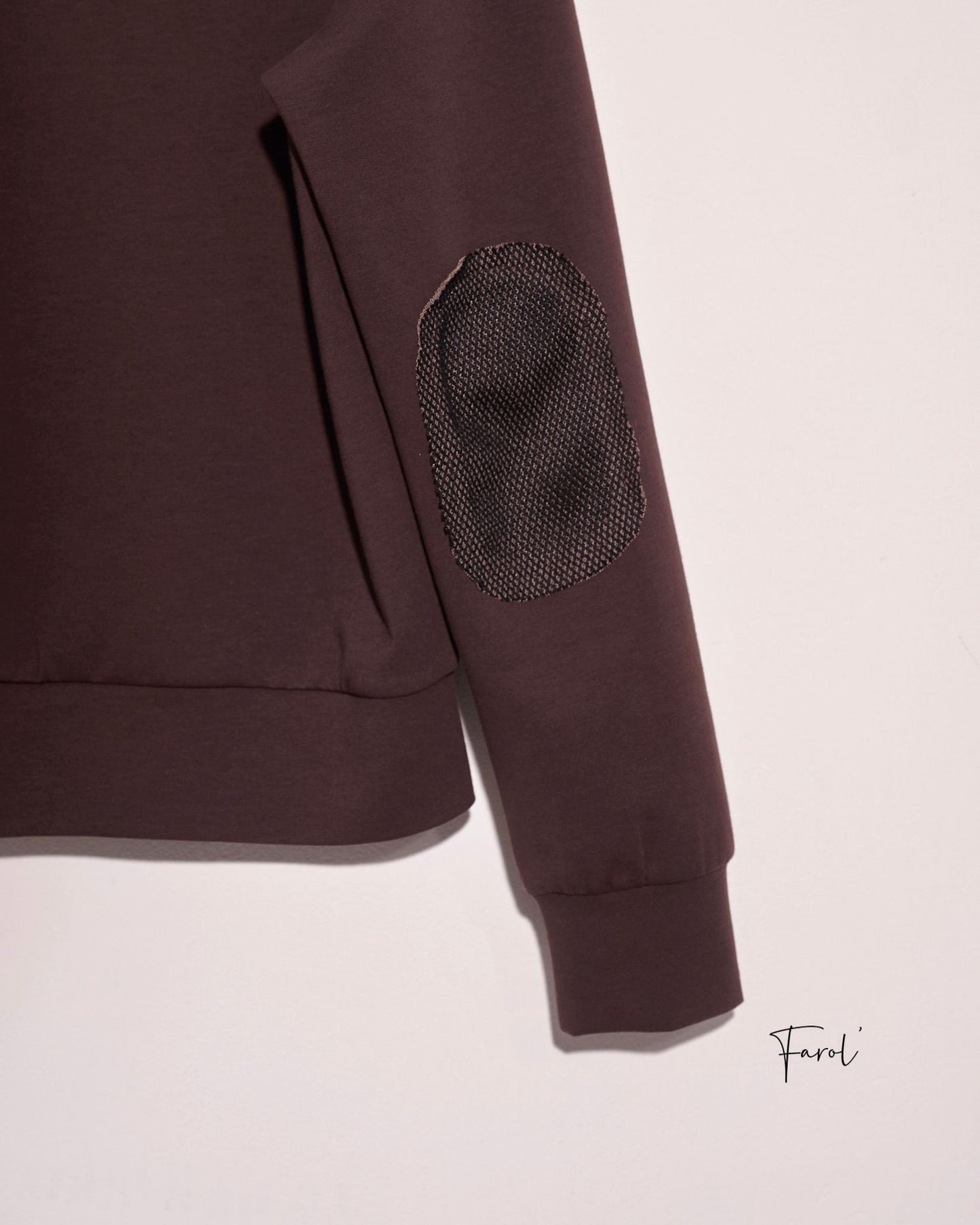 aalis FAROL FW24 sweater w lace patch on elbow (Dark brown)